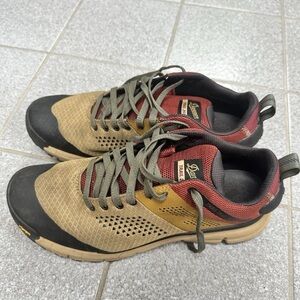 Danner Men's Trail 2650 Mesh Painted Hills Medium US Size 9.5 AUTHENTIC